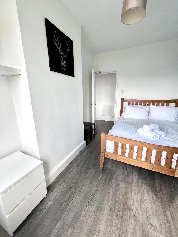 Modern 2 Bed Flat Close To Shoreditch / Free Wi-Fi Лондон Экстерьер фото